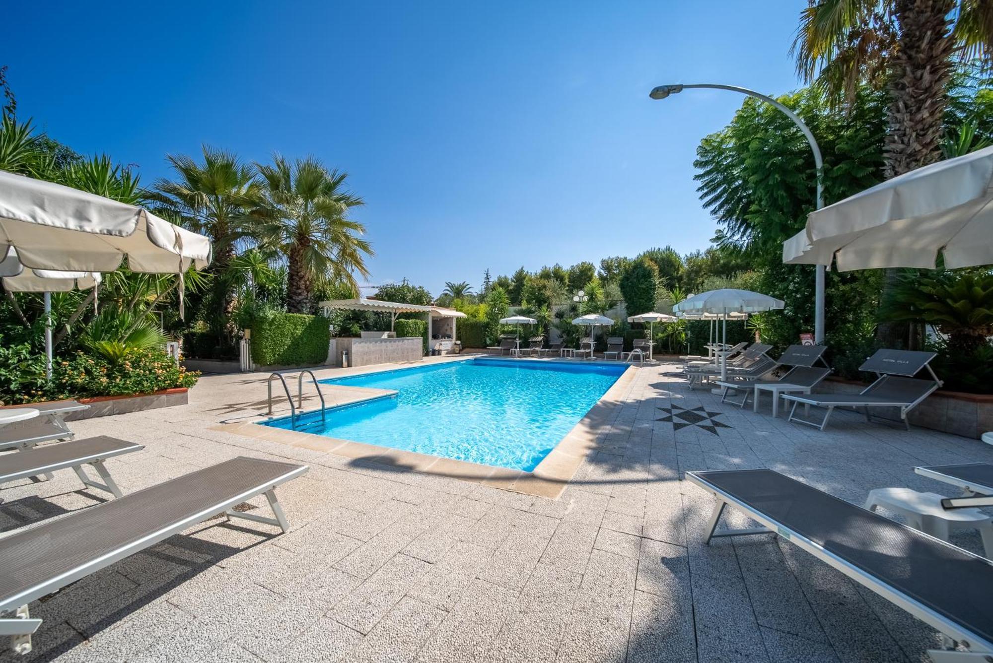 Hotel Villa Bisceglie Exterior foto